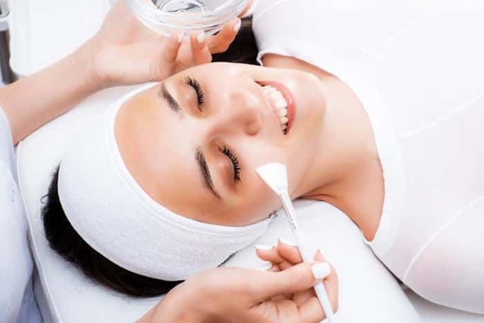 Radiance Peels: Unveil Luminous Skin And Remove Years